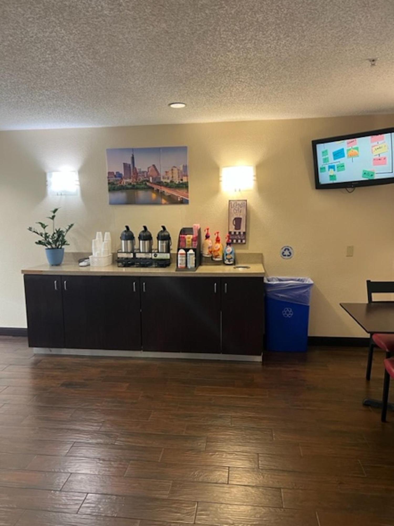 Red Roof Inn Plus+ Austin South Bagian luar foto