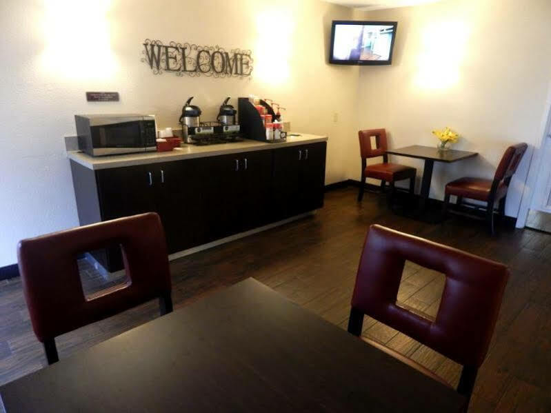 Red Roof Inn Plus+ Austin South Bagian luar foto