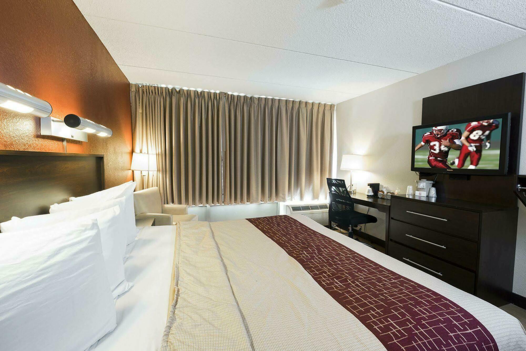 Red Roof Inn Plus+ Austin South Bagian luar foto